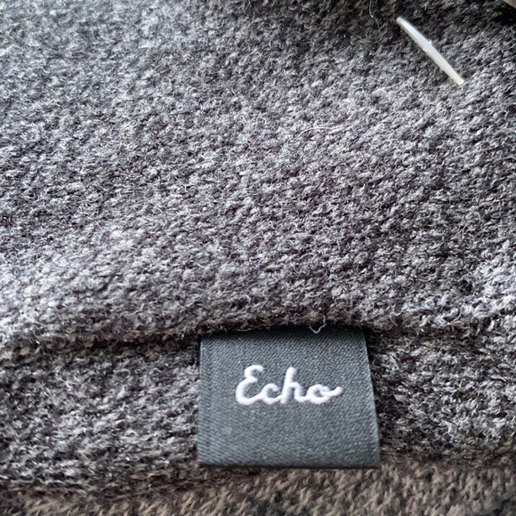 Echo dark Grey Classic Touch Gloves soft warm NWT Nordstrom Rack lS/M
C - Picture 4 of 4